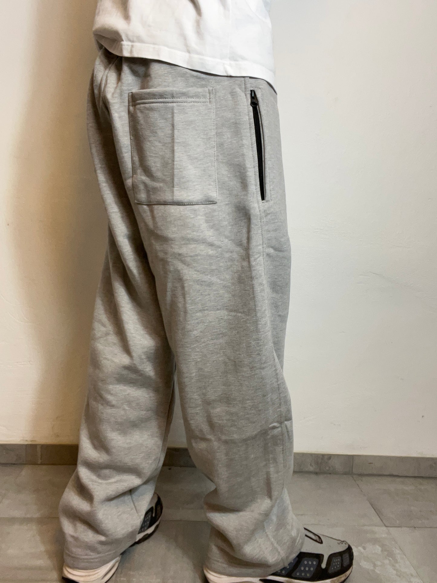 SWEATPANTS GREY